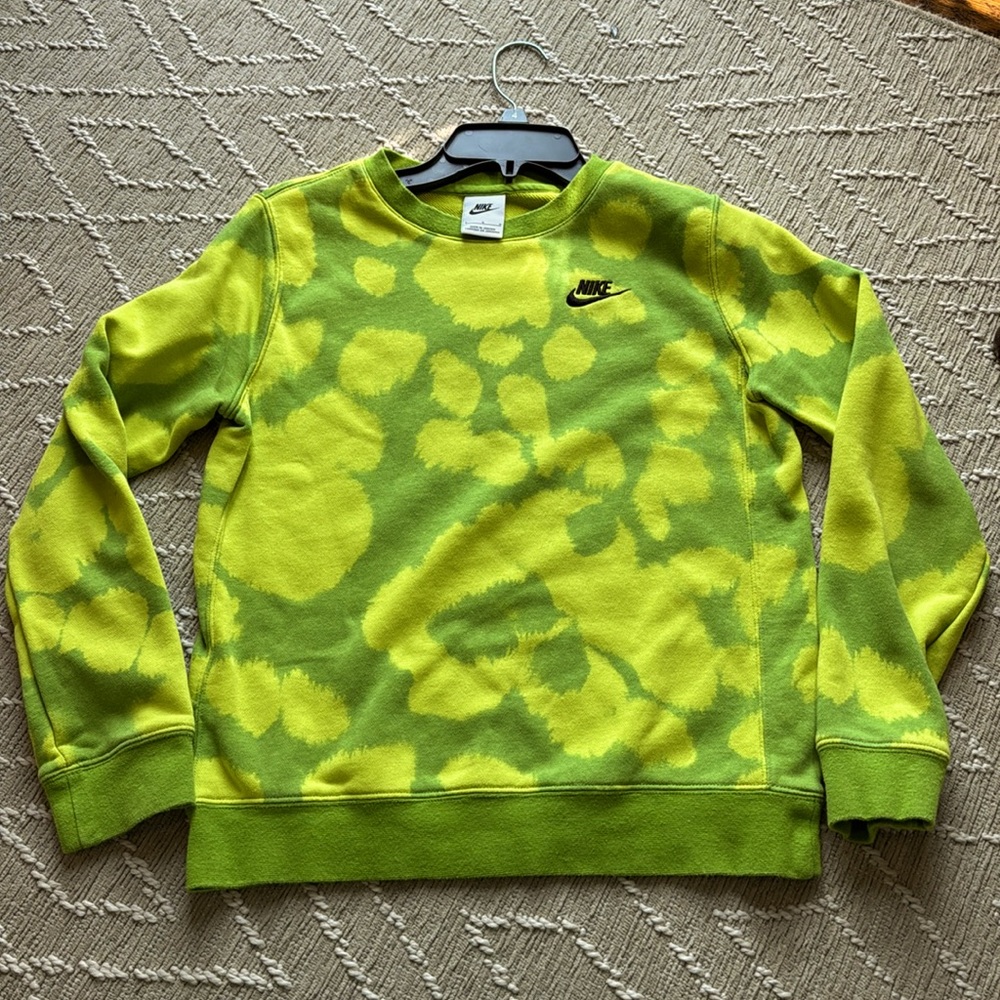 Nike crewneck sweatshirt